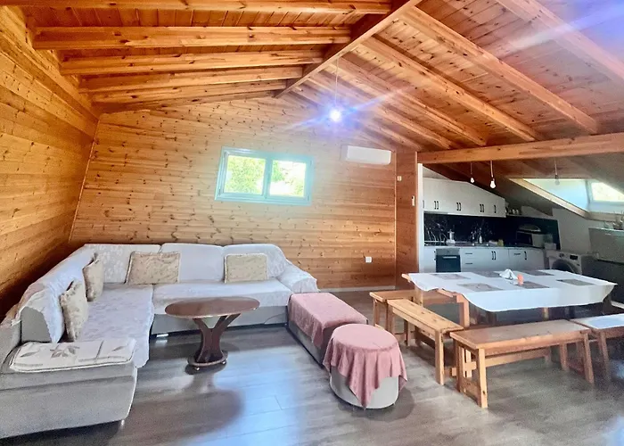 Vakantiehuis Wooden Bamatat