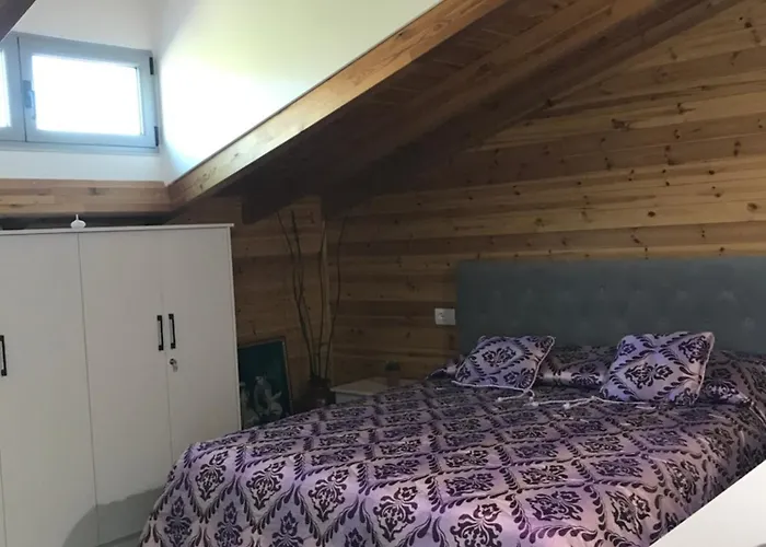 Wooden Vakantiehuis Bamatat